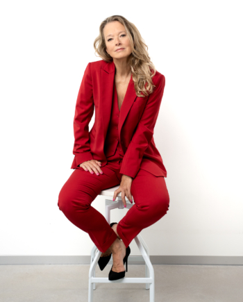 rood damespak nan