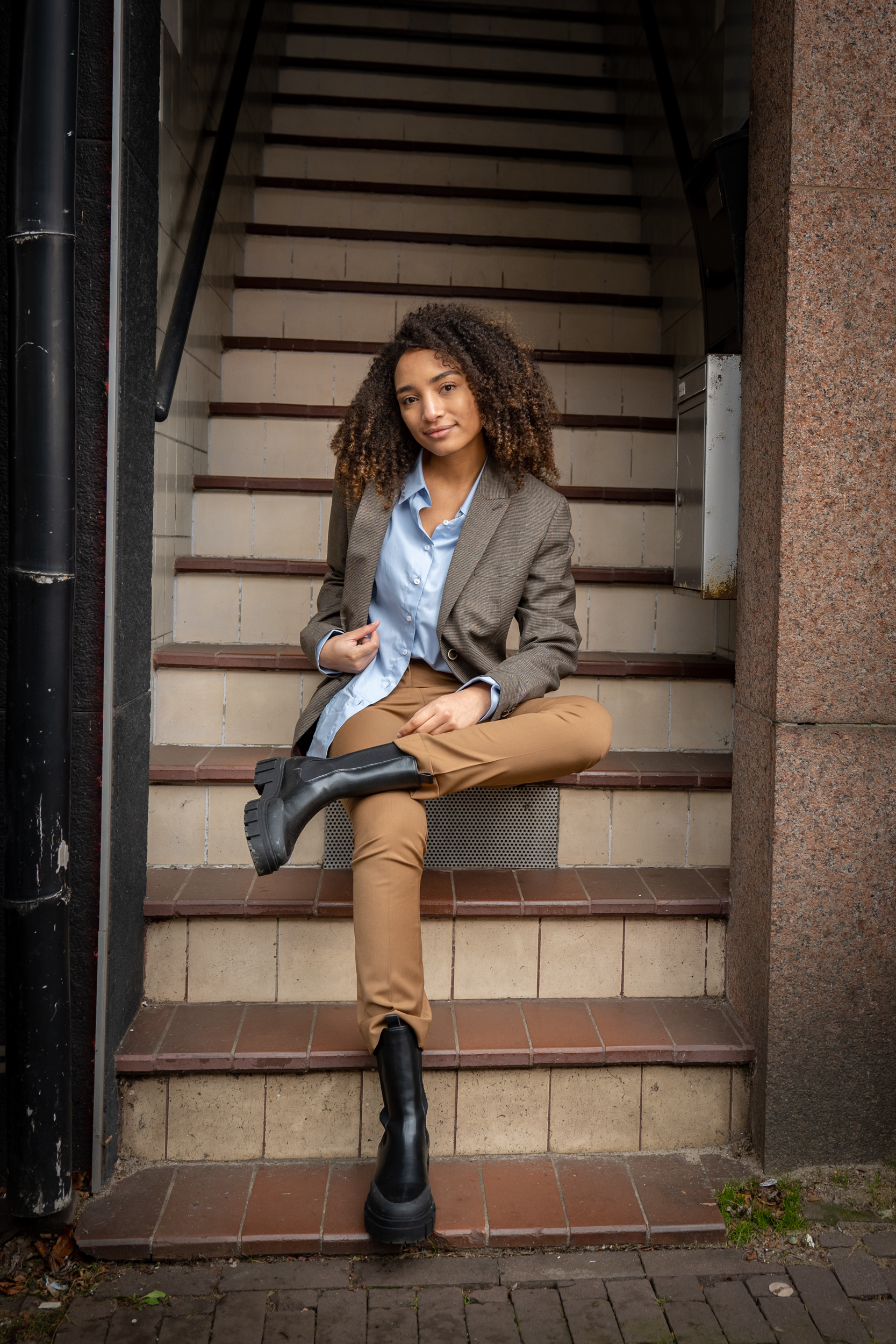 Beg Uitsluiting het doel Damesblouse lichtblauw manchet – NAN – Stijlvolle zakelijke kleding voor  vrouwen met ambitie