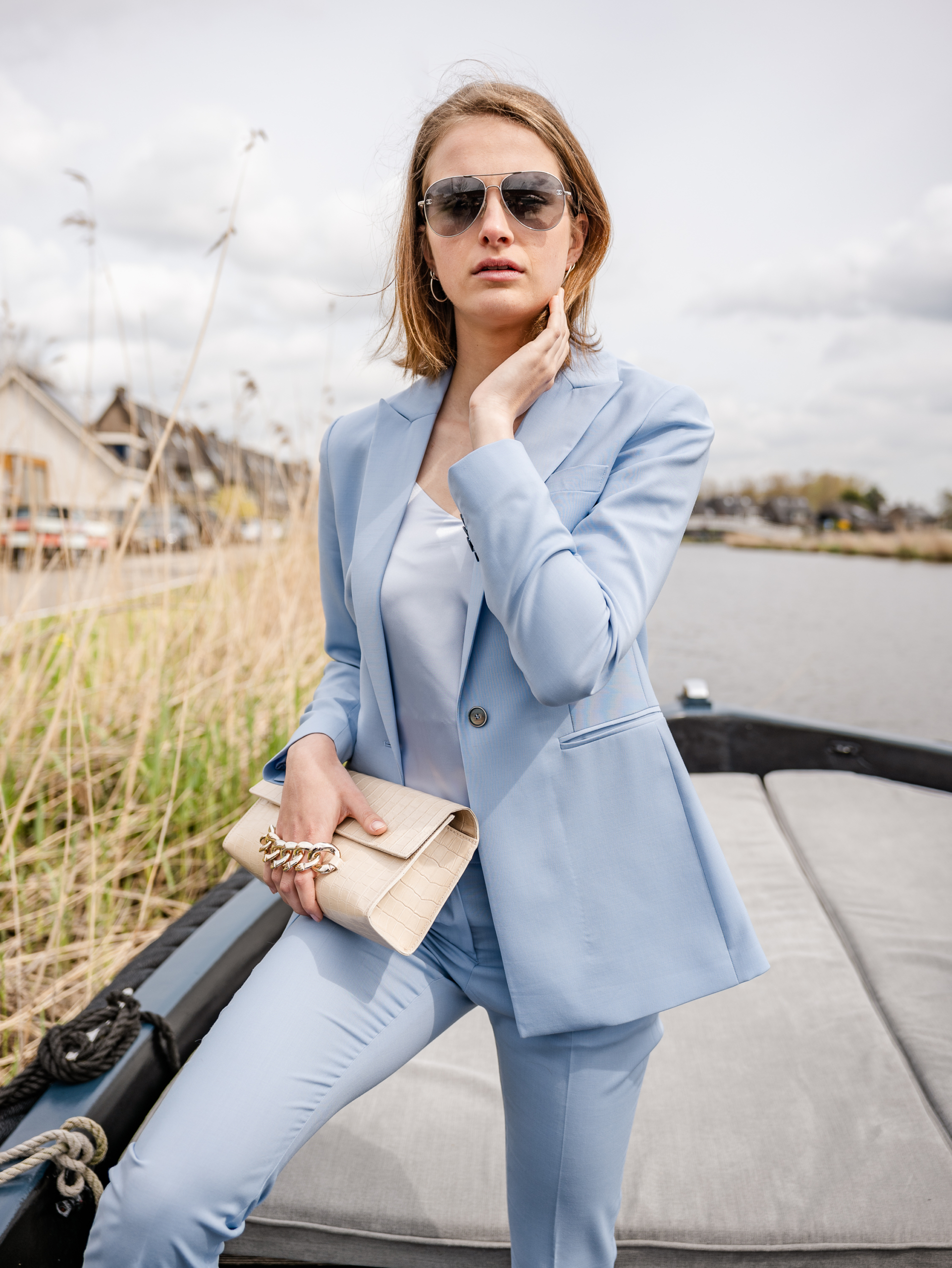 NAN pouch zand – NAN – zakelijke kleding voor vrouwen met ambitie